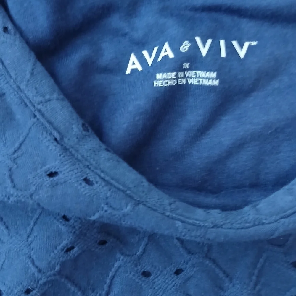 Ava & Viv Eyelet Puff Sleeve Top Women's Size 1X Cottagecore Coastal Milkmaid - Picture 3 of 4